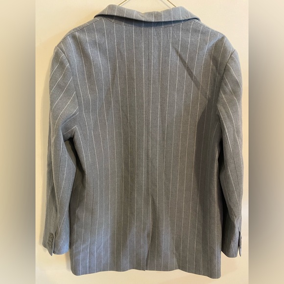 Babaton grey blazer. Size medium - Picture 4 of 9